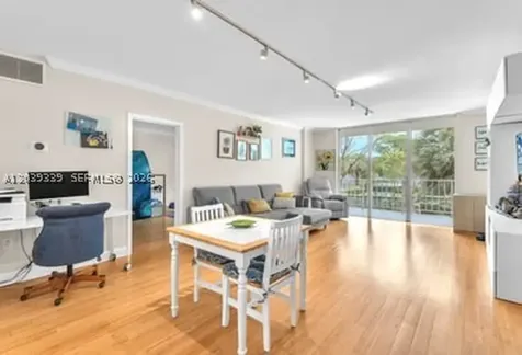 11111 Biscayne Boulevard Miami FL 33181