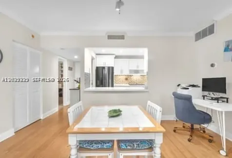 11111 Biscayne Boulevard Miami FL 33181