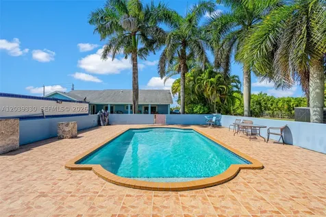 20950 SW 232nd Street Miami FL 33170