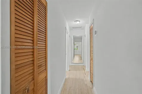 702 Boabadilla Coral Gables FL 33134
