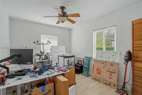 702 Boabadilla Coral Gables FL 33134