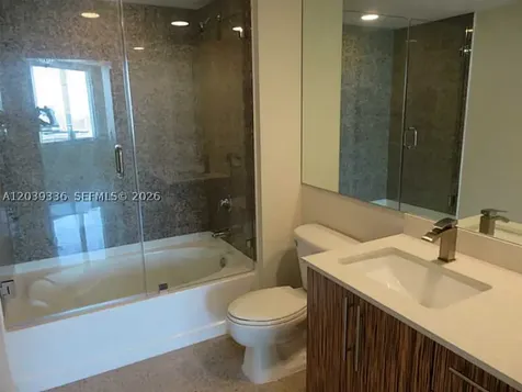 325 S Biscayne Boulevard Miami FL 33131