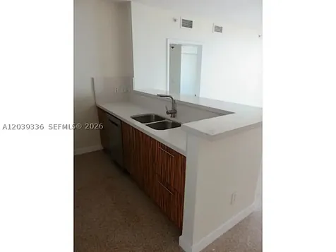 325 S Biscayne Boulevard Miami FL 33131