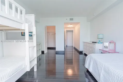 335 S Biscayne Boulevard Miami FL 33131
