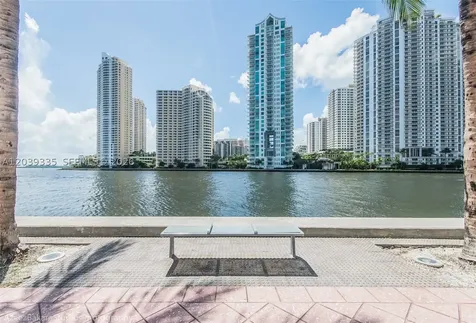 335 S Biscayne Boulevard Miami FL 33131