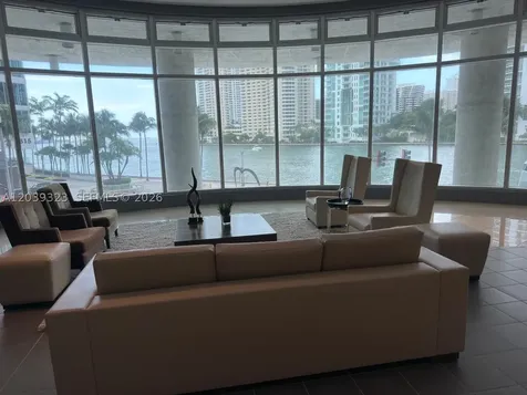 300 S Biscayne Boulevard Miami FL 33131