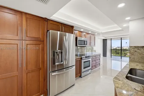 10175 Collins Avenue Bal Harbour FL 33154