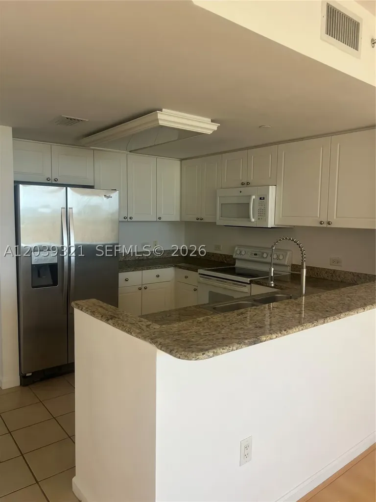 19501 W Country Club Drive Aventura FL 33180