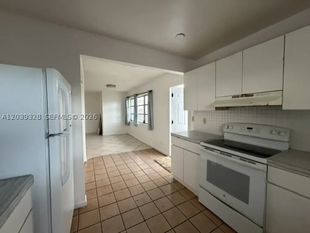 2128 Roosevelt Street Hollywood FL 33020
