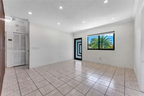 2914 SW 103rd Court Miami FL 33165