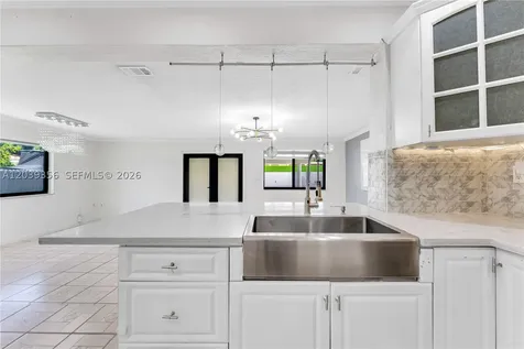 2914 SW 103rd Court Miami FL 33165