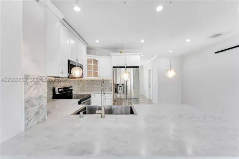 2914 SW 103rd Court Miami FL 33165