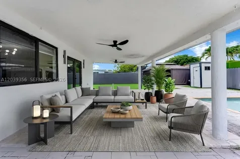 2914 SW 103rd Court Miami FL 33165