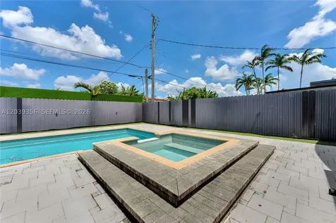2914 SW 103rd Court Miami FL 33165