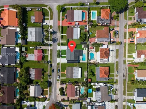 2914 SW 103rd Court Miami FL 33165