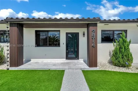 2914 SW 103rd Court Miami FL 33165