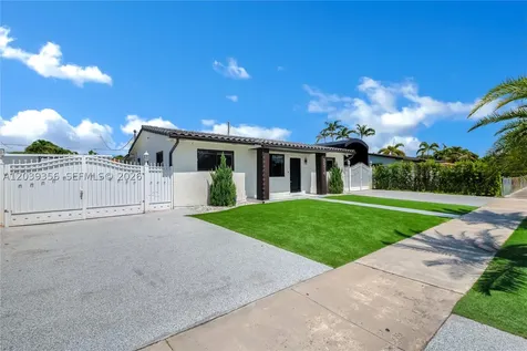 2914 SW 103rd Court Miami FL 33165