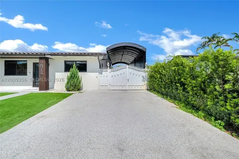 2914 SW 103rd Court Miami FL 33165