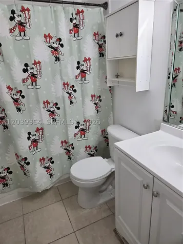 17901 NW 68 Avenue Miami Lakes FL 33015