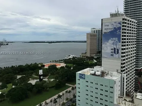 Miami FL 33132