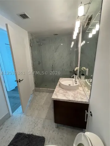 Miami FL 33132
