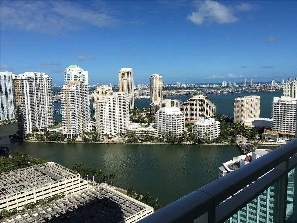 Miami FL 33131