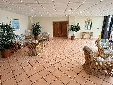 5757 Collins Avenue Miami Beach FL 33140