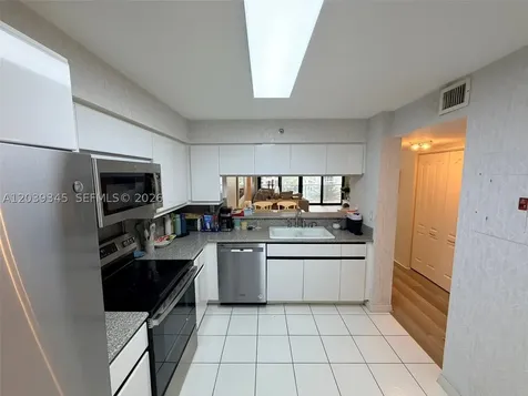 5757 Collins Avenue Miami Beach FL 33140