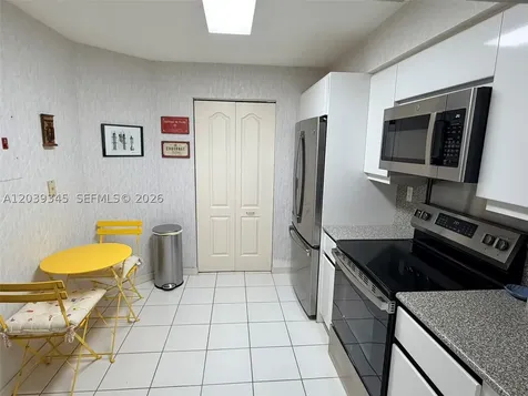 5757 Collins Avenue Miami Beach FL 33140