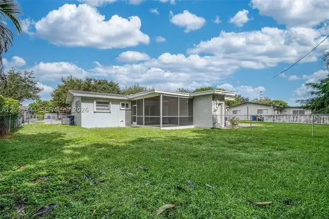 11527 SW 81st Road Pinecrest FL 33156