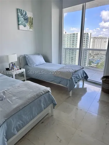 15811 Collins Avenue Sunny Isles Beach FL 33160