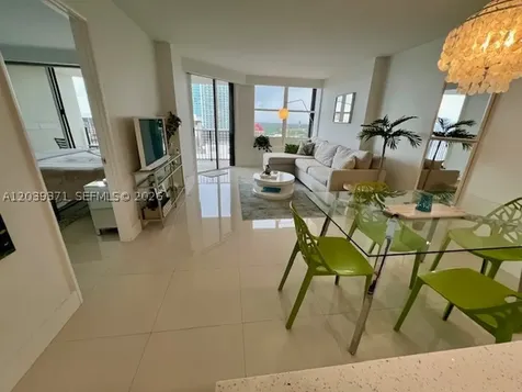 1901 Brickell Avenue Miami FL 33129
