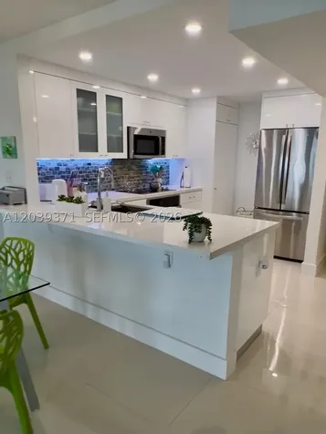 1901 Brickell Avenue Miami FL 33129
