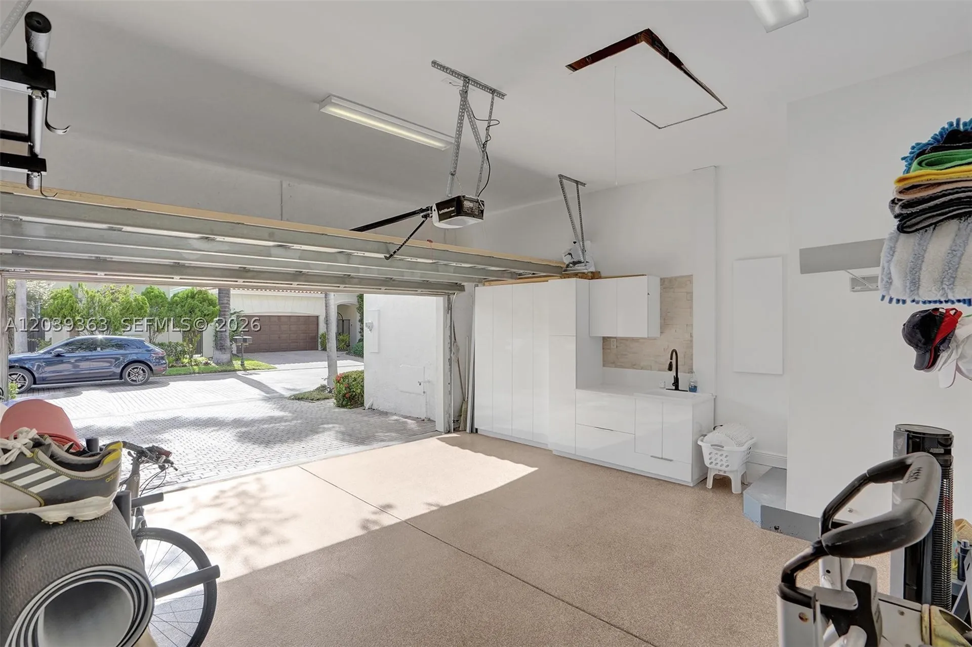1529 Shoreline Way Hollywood FL 33019