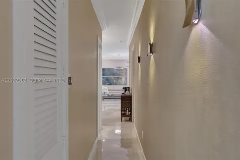 1529 Shoreline Way Hollywood FL 33019