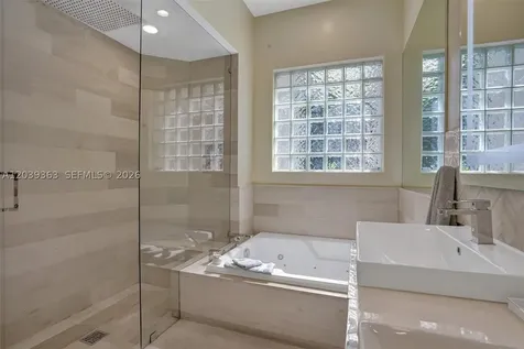 1529 Shoreline Way Hollywood FL 33019