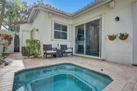 1529 Shoreline Way Hollywood FL 33019