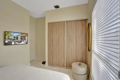 1529 Shoreline Way Hollywood FL 33019
