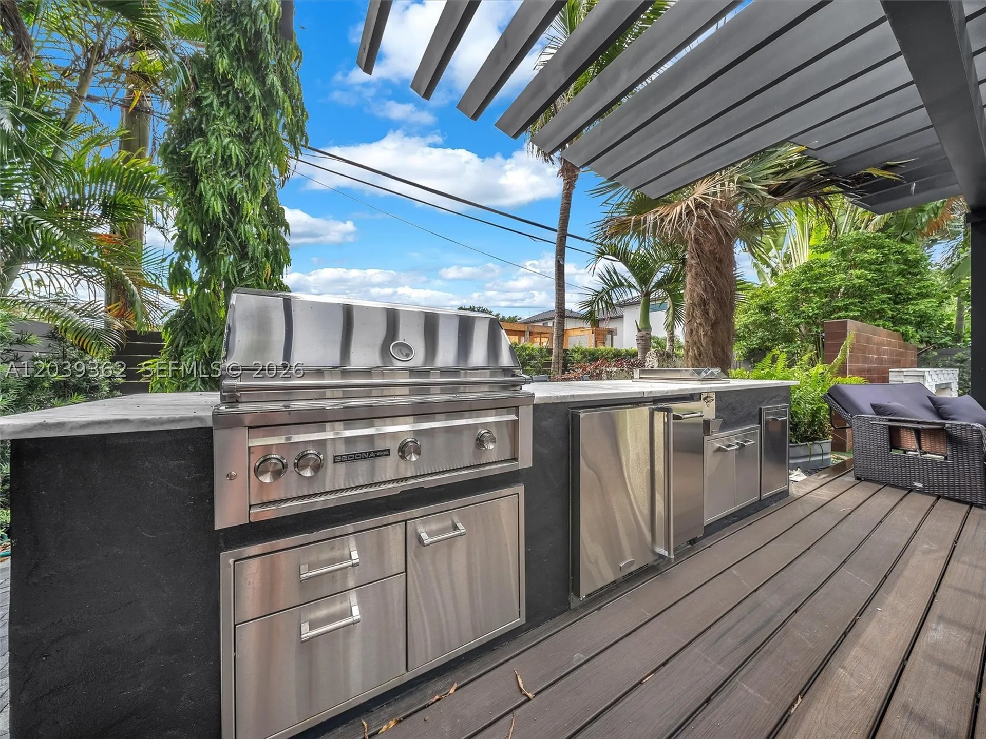 736 NE 17th Way Fort Lauderdale FL 33304