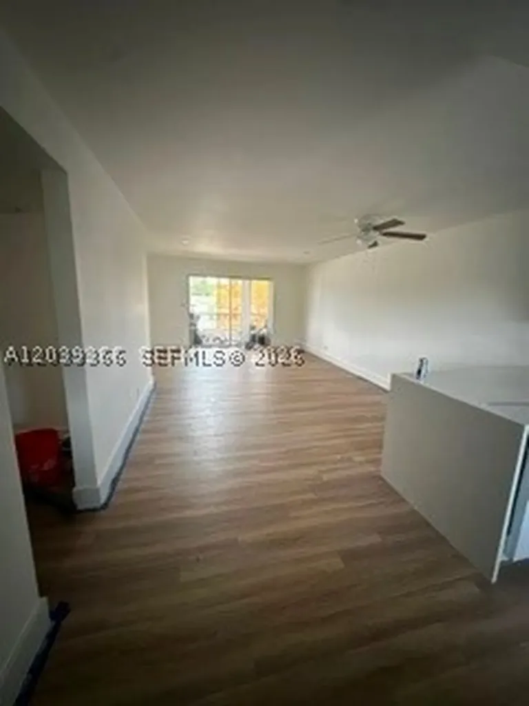 9272 SW 3rd Street Boca Raton FL 33428