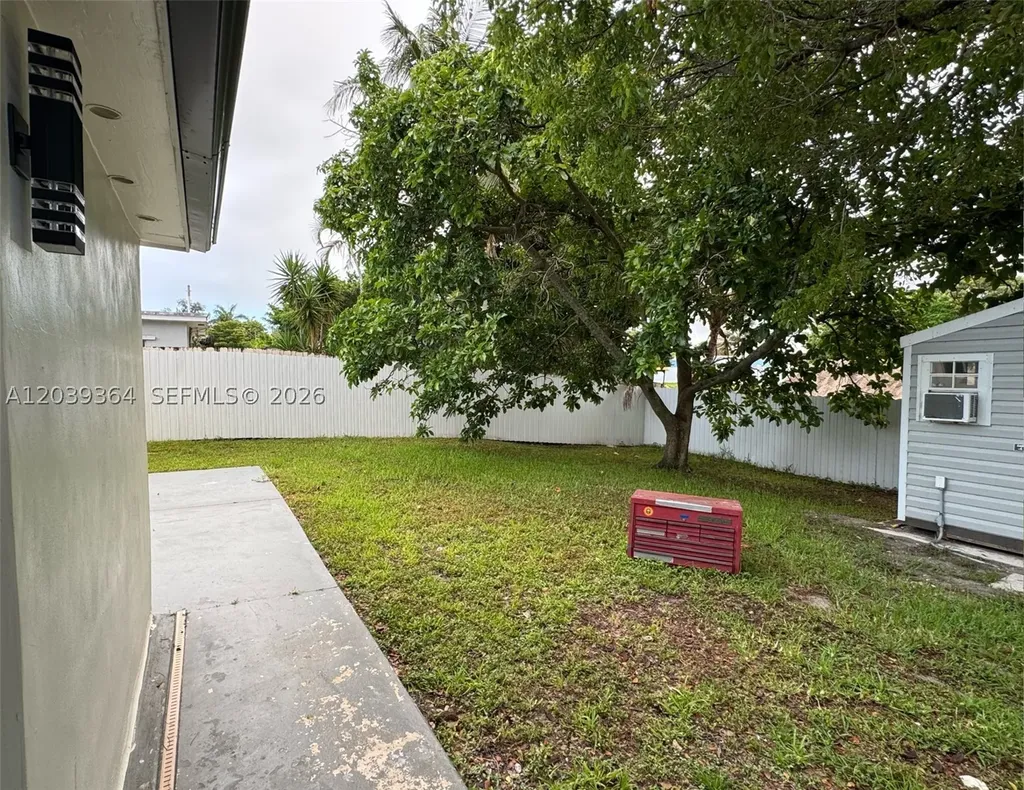 2181 SW 50th Avenue Fort Lauderdale FL 33317