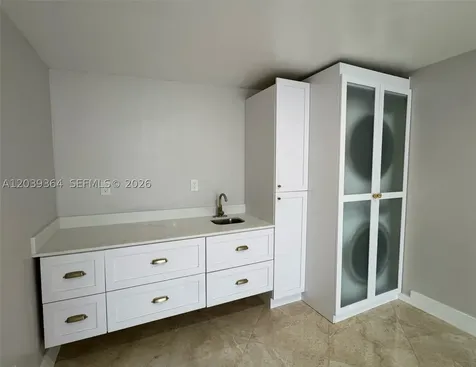 2181 SW 50th Avenue Fort Lauderdale FL 33317