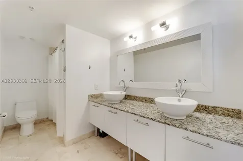 41 SE 5th Street Miami FL 33131