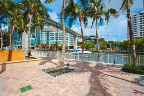 41 SE 5th Street Miami FL 33131