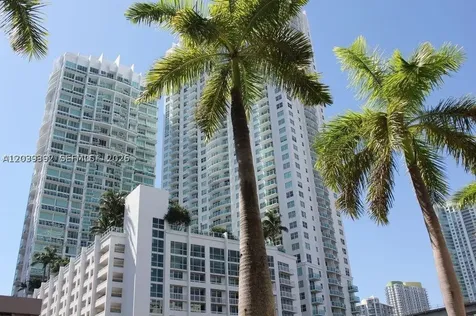 41 SE 5th Street Miami FL 33131