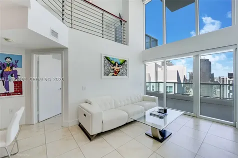 41 SE 5th Street Miami FL 33131