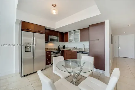 41 SE 5th Street Miami FL 33131