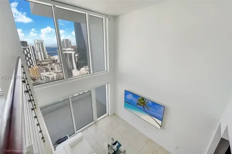 41 SE 5th Street Miami FL 33131