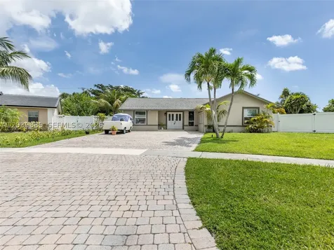 19323 Carolina Circle Boca Raton FL 33434