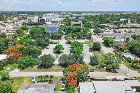 1ST Ave NW 166 Street Miami FL 33169